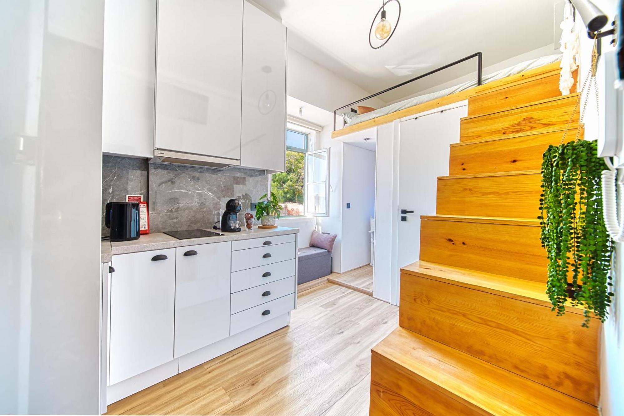 Appartamento Historic Gem & Modern Loft In The Heart Of Lisbona Esterno foto